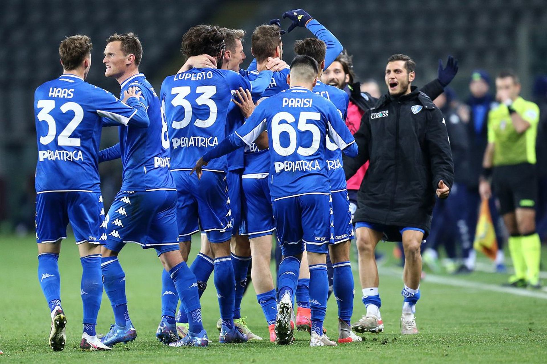 边路的进攻 边路的进攻