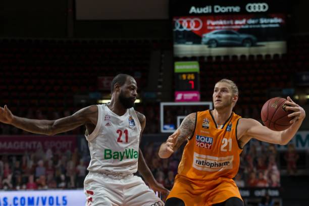 足不仅意味 足不仅意味